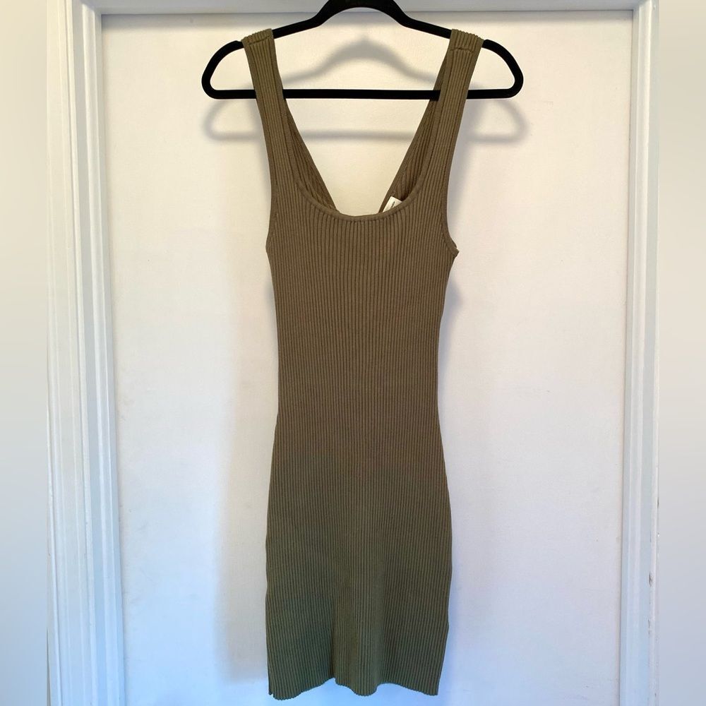 Abercrombie & Fitch Ribbed Bodycon reversible tank Dress Size Medium Olive Green - Picture 4 of 9
